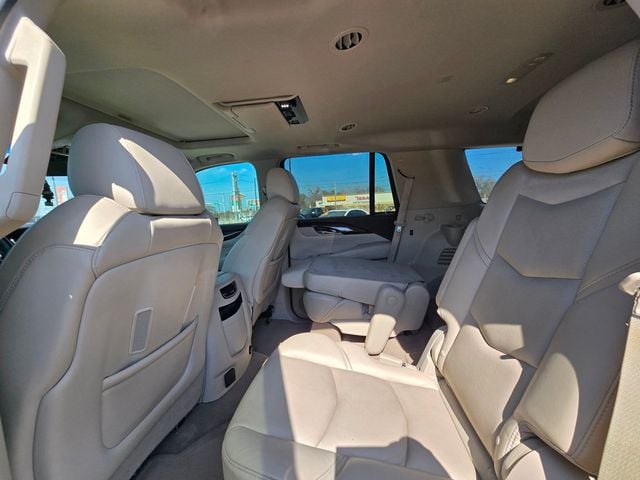 2017 Cadillac Escalade 2WD 4dr Luxury - 22984420 - 5