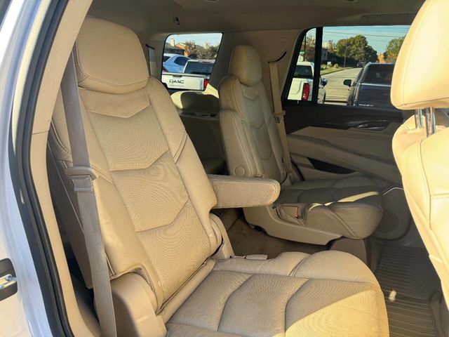 2017 Cadillac Escalade 2WD 4dr Luxury - 22952392 - 14