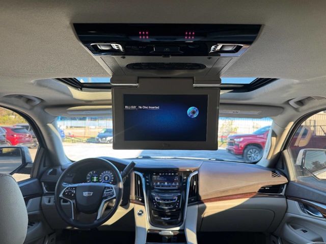 2017 Cadillac Escalade 2WD 4dr Luxury - 22952392 - 16