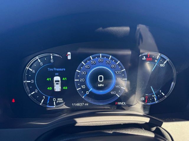 2017 Cadillac Escalade 2WD 4dr Luxury - 22952392 - 21