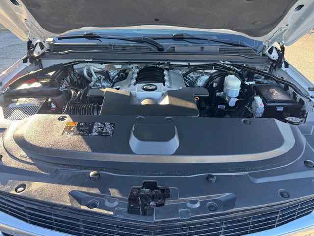 2017 Cadillac Escalade 2WD 4dr Luxury - 22952392 - 24