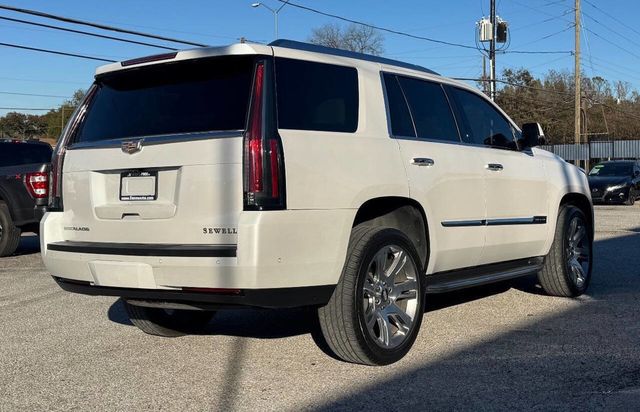 2017 Cadillac Escalade 2WD 4dr Luxury - 22952392 - 6