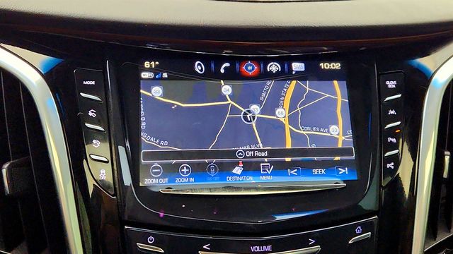 2017 Cadillac Escalade 4dr Premium Luxury w/ Power Retractable Running Boards - 23003953 - 19