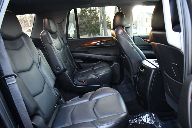 2017 Cadillac Escalade 4WD 4dr Luxury - 22254227 - 14