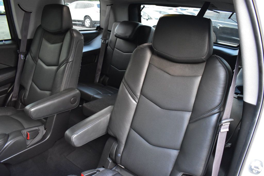 2017 Cadillac Escalade 4WD 4dr Luxury - 22919802 - 20