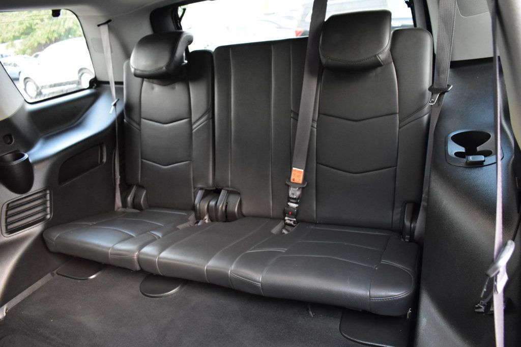 2017 Cadillac Escalade 4WD 4dr Luxury - 22919802 - 27
