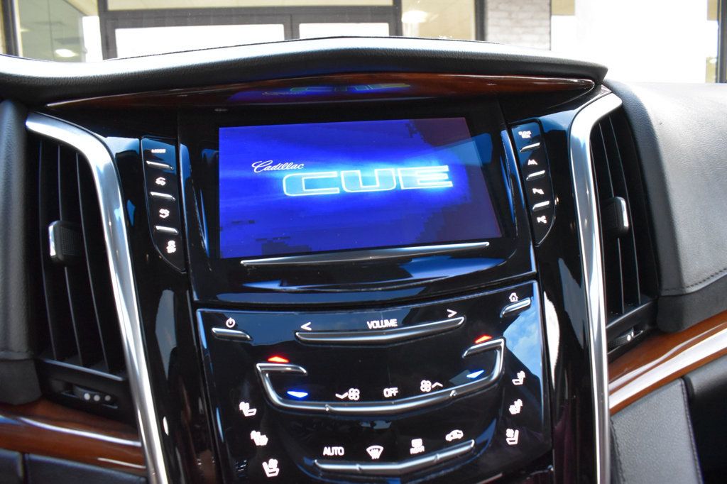 2017 Cadillac Escalade 4WD 4dr Luxury - 22919802 - 33