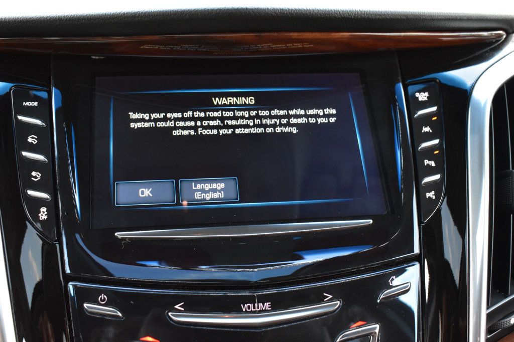 2017 Cadillac Escalade 4WD 4dr Luxury - 22919802 - 40