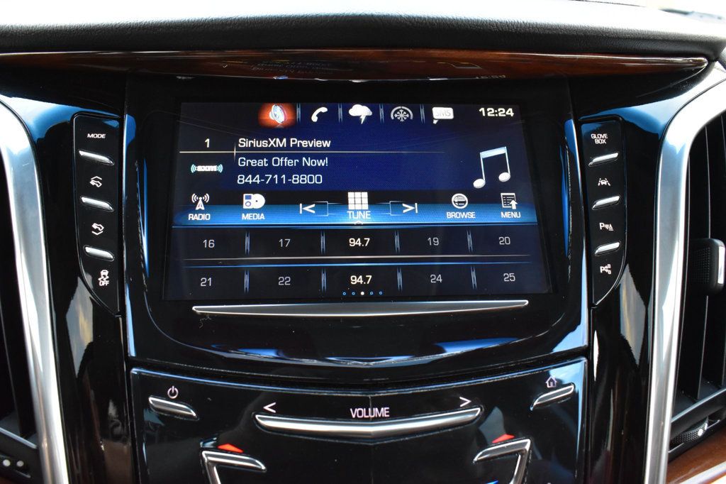2017 Cadillac Escalade 4WD 4dr Luxury - 22919802 - 44