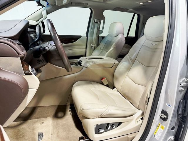 2017 Cadillac Escalade 4WD 4dr Luxury - 22934461 - 27