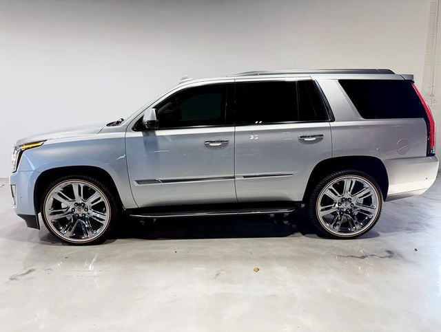 2017 Cadillac Escalade 4WD 4dr Luxury - 22934461 - 3