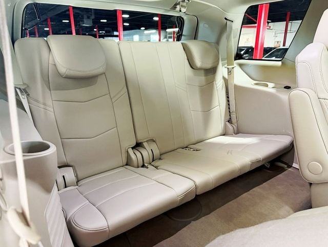 2017 Cadillac Escalade 4WD 4dr Luxury - 22934461 - 46