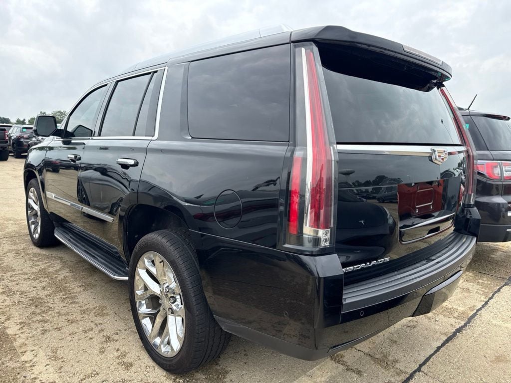 2017 Cadillac Escalade 4WD 4dr Luxury - 23067099 - 2