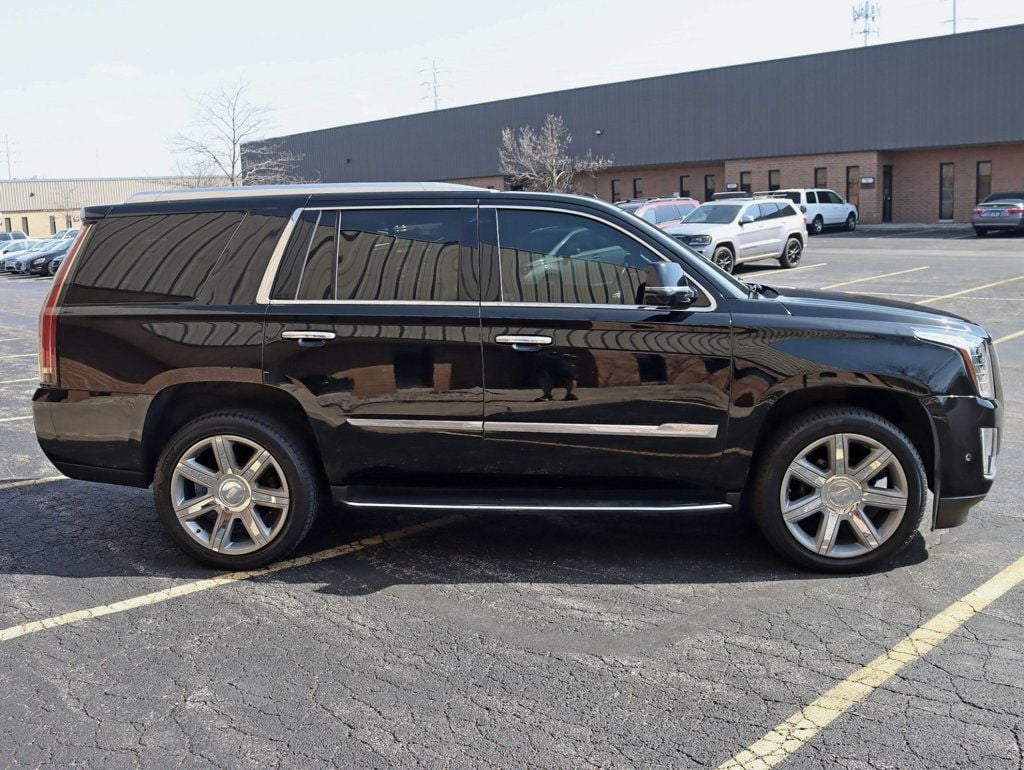 2017 Cadillac Escalade 4WD 4dr Luxury - 23005804 - 7