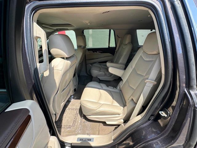 2017 Cadillac Escalade 4WD 4dr Luxury - 22875056 - 19