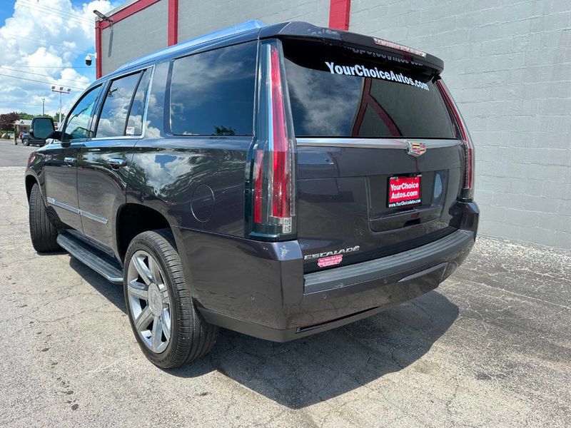 2017 Cadillac Escalade 4WD 4dr Luxury - 22875056 - 2