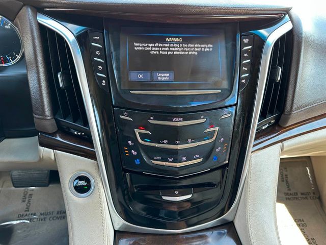 2017 Cadillac Escalade 4WD 4dr Luxury - 22875056 - 37