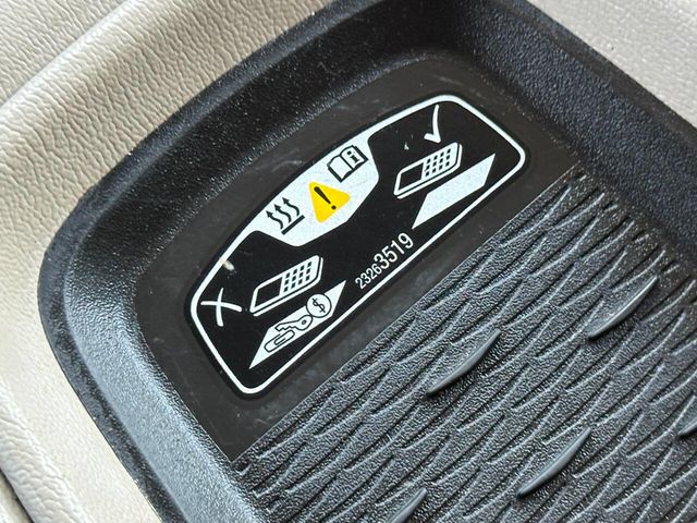 2017 Cadillac Escalade 4WD 4dr Luxury - 22875056 - 45