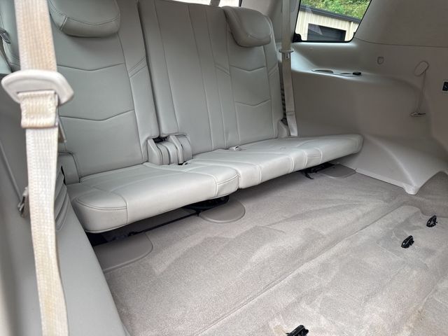2017 Cadillac Escalade 4WD 4dr Luxury - 22907896 - 18