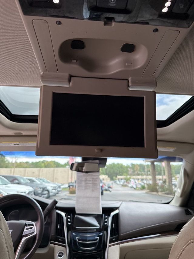 2017 Cadillac Escalade 4WD 4dr Luxury - 22907896 - 22