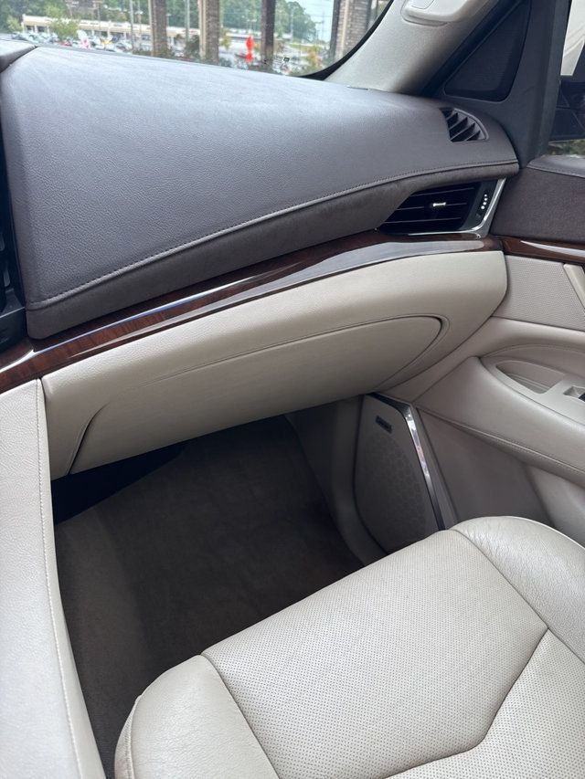 2017 Cadillac Escalade 4WD 4dr Luxury - 22907896 - 26