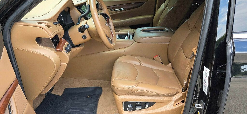 2017 Cadillac Escalade 4WD 4dr Platinum - 22910088 - 10