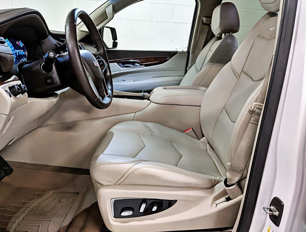 2017 Cadillac Escalade 4WD 4dr Premium Luxury - 22404442 - 12