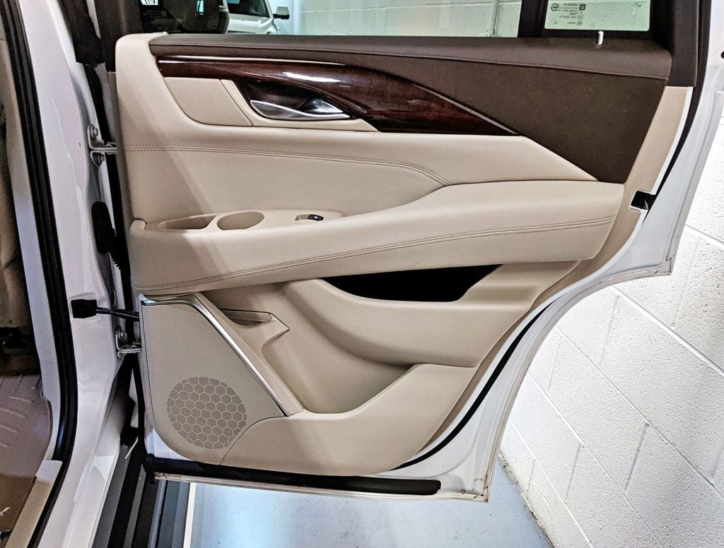 2017 Cadillac Escalade 4WD 4dr Premium Luxury - 22404442 - 51