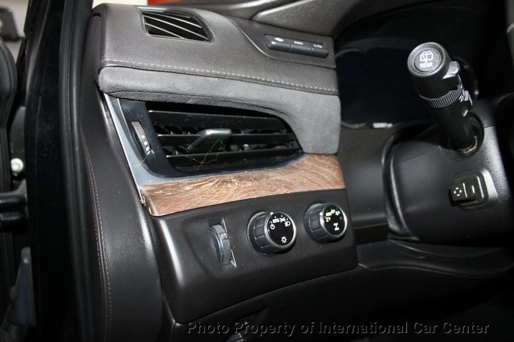 2017 Cadillac Escalade 4WD 4dr Premium Luxury - 22929133 - 10