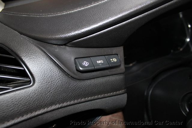 2017 Cadillac Escalade 4WD 4dr Premium Luxury - 22929133 - 11