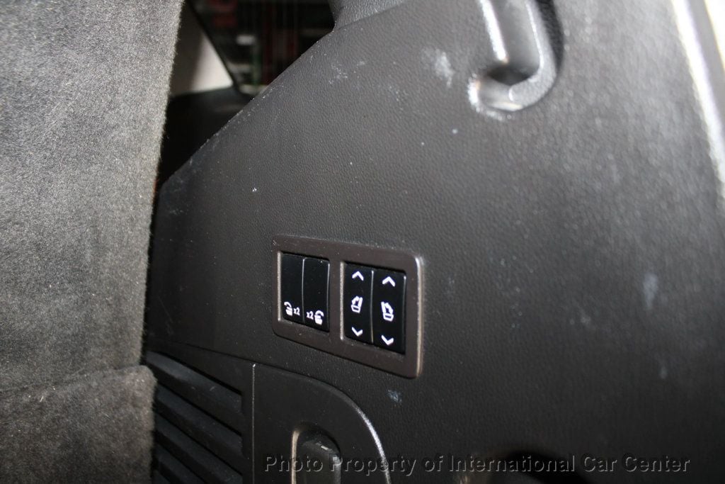 2017 Cadillac Escalade 4WD 4dr Premium Luxury - 22929133 - 34