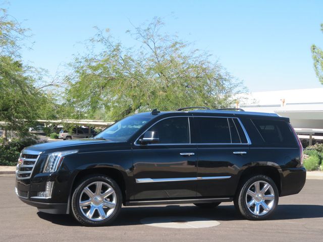 2017 Cadillac Escalade EXTRA CLEAN ESCALADE 3RD ROW SEAT LOW MILES 2 OWNER BLK BEAUTY  - 22938570 - 0