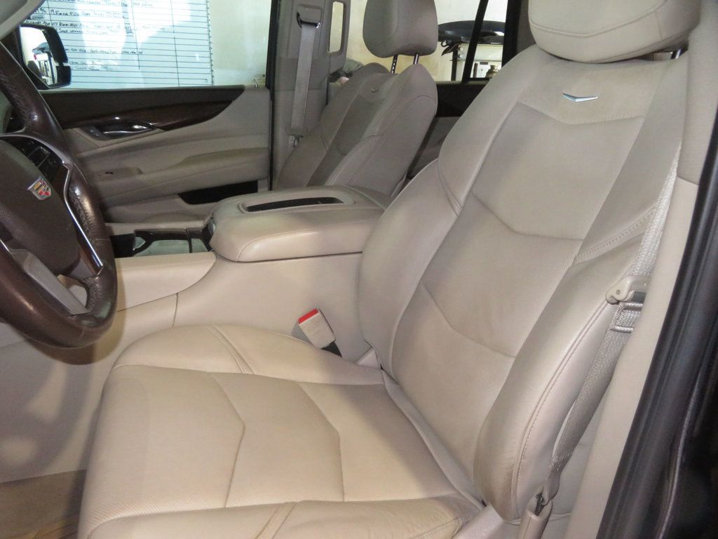 2017 Cadillac Escalade EXTRA CLEAN ESCALADE 3RD ROW SEAT LOW MILES 2 OWNER BLK BEAUTY  - 22938570 - 18