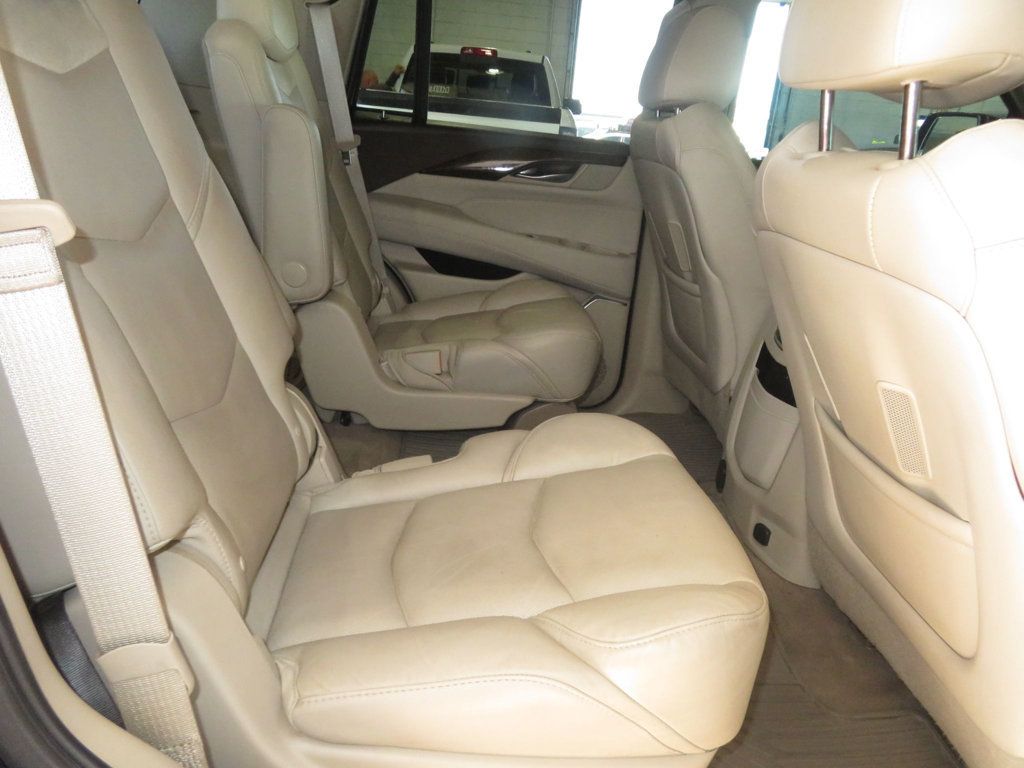 2017 Cadillac Escalade EXTRA CLEAN ESCALADE 3RD ROW SEAT LOW MILES 2 OWNER BLK BEAUTY  - 22938570 - 27