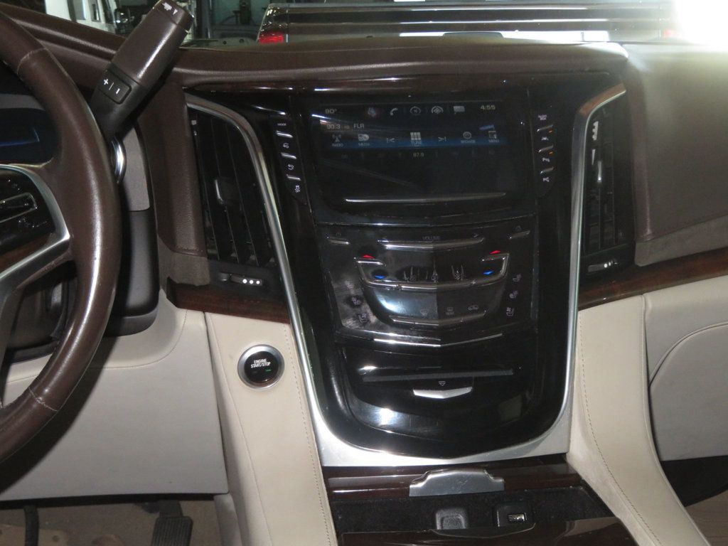 2017 Cadillac Escalade EXTRA CLEAN ESCALADE 3RD ROW SEAT LOW MILES 2 OWNER BLK BEAUTY  - 22938570 - 38