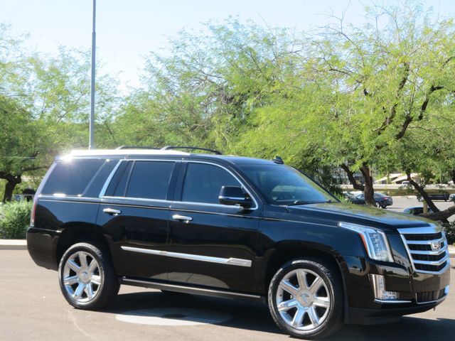 2017 Cadillac Escalade EXTRA CLEAN ESCALADE 3RD ROW SEAT LOW MILES 2 OWNER BLK BEAUTY  - 22938570 - 3