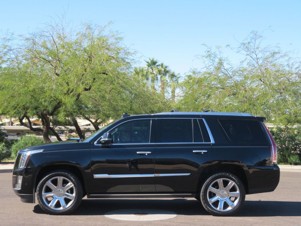 2017 Cadillac Escalade EXTRA CLEAN ESCALDE 3RD ROW SEAT LOW MILES 2 OWNER BLACK BEAUTY  - 22938570 - 1