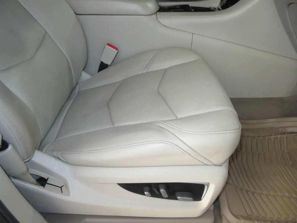 2017 Cadillac Escalade EXTRA CLEAN ESCALDE 3RD ROW SEAT LOW MILES 2 OWNER BLACK BEAUTY  - 22938570 - 34