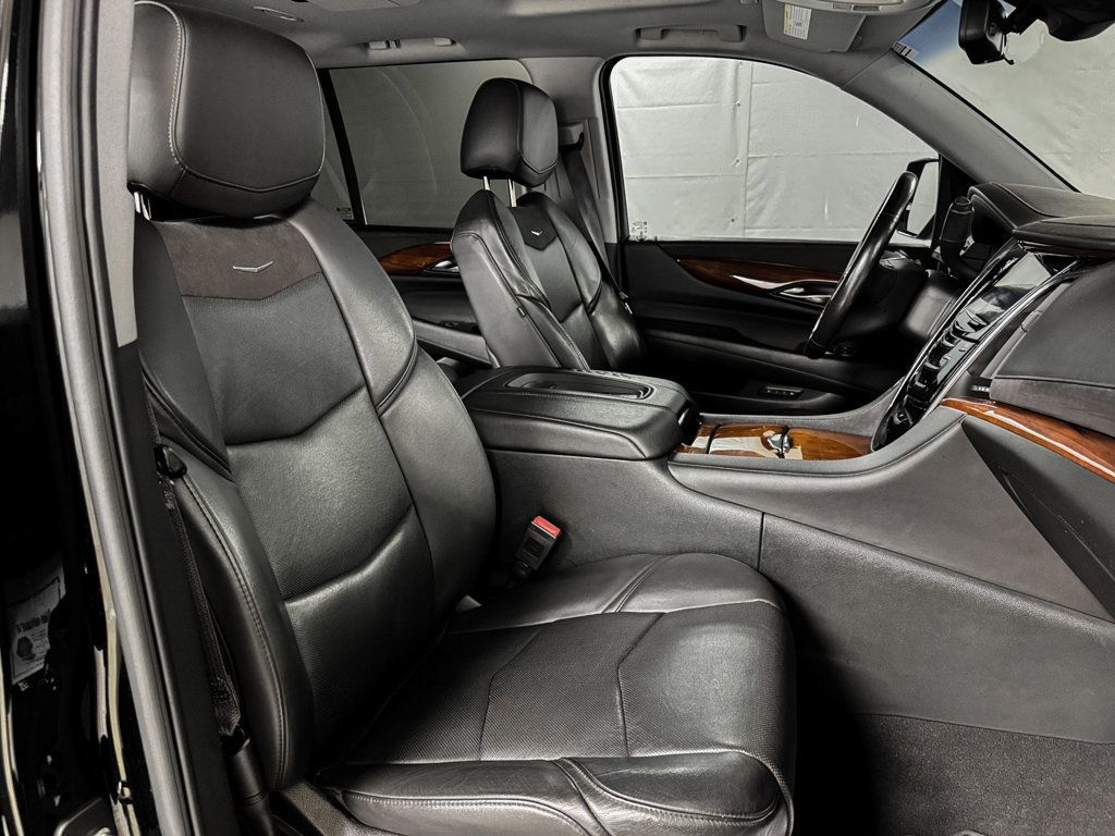 2017 Cadillac Escalade LUXURY 4WD - 23072464 - 10