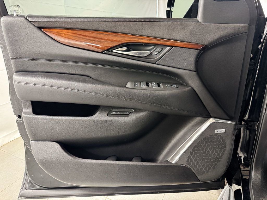 2017 Cadillac Escalade LUXURY 4WD - 23072464 - 13