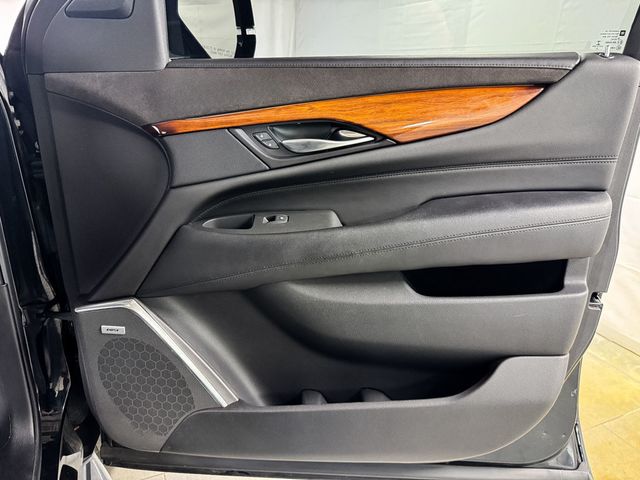 2017 Cadillac Escalade LUXURY 4WD - 23072464 - 16
