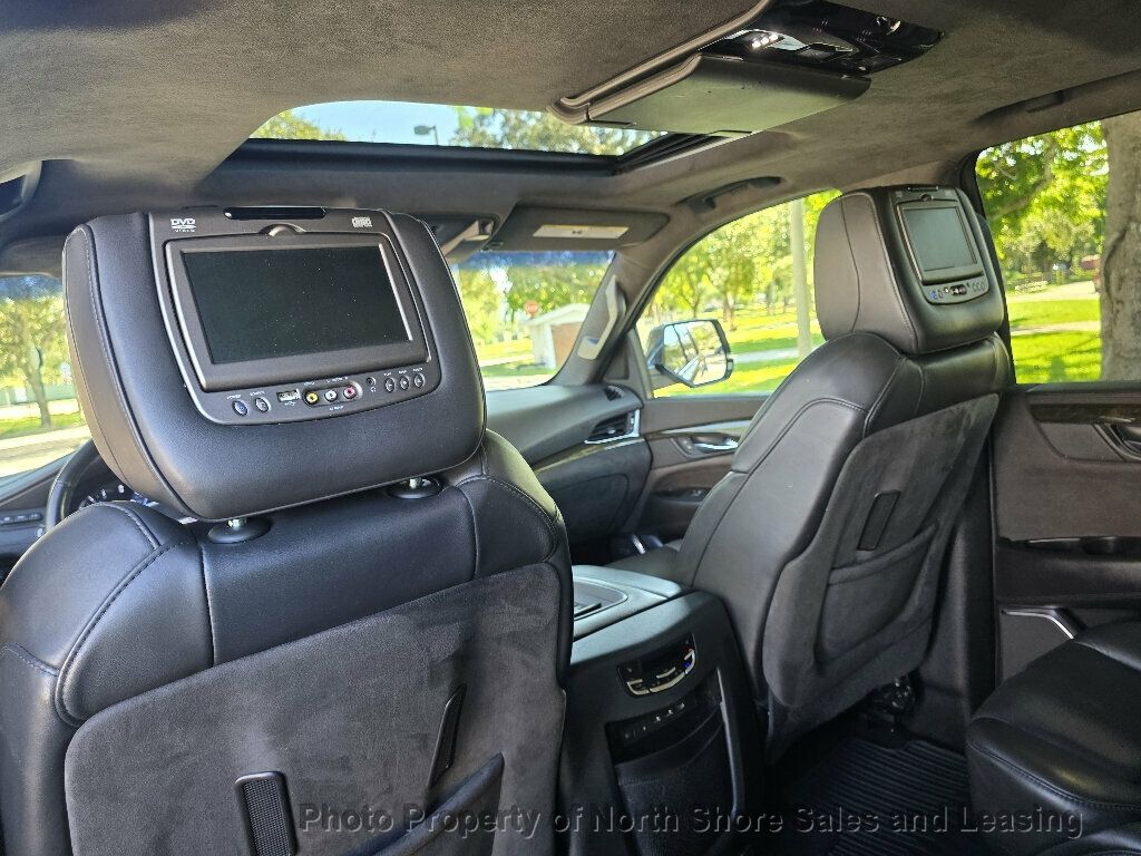 2017 Cadillac Escalade One Owner - 23091358 - 32