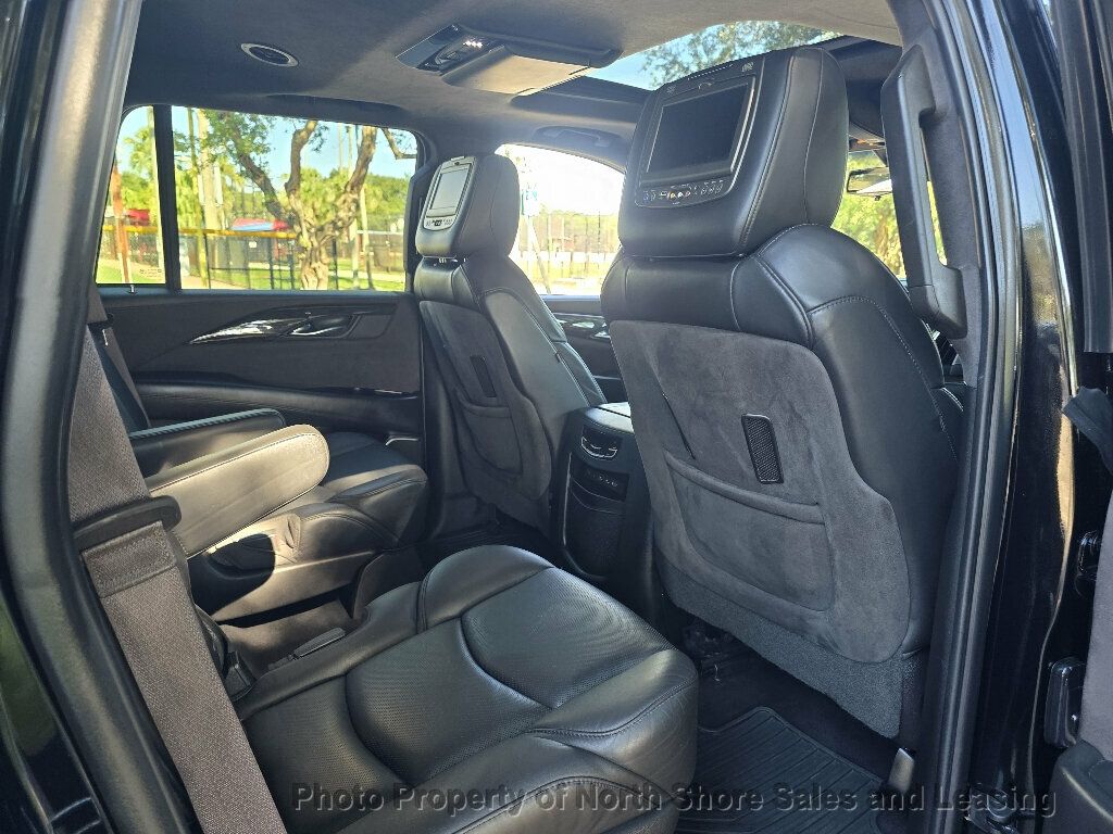 2017 Cadillac Escalade One Owner - 23091358 - 33