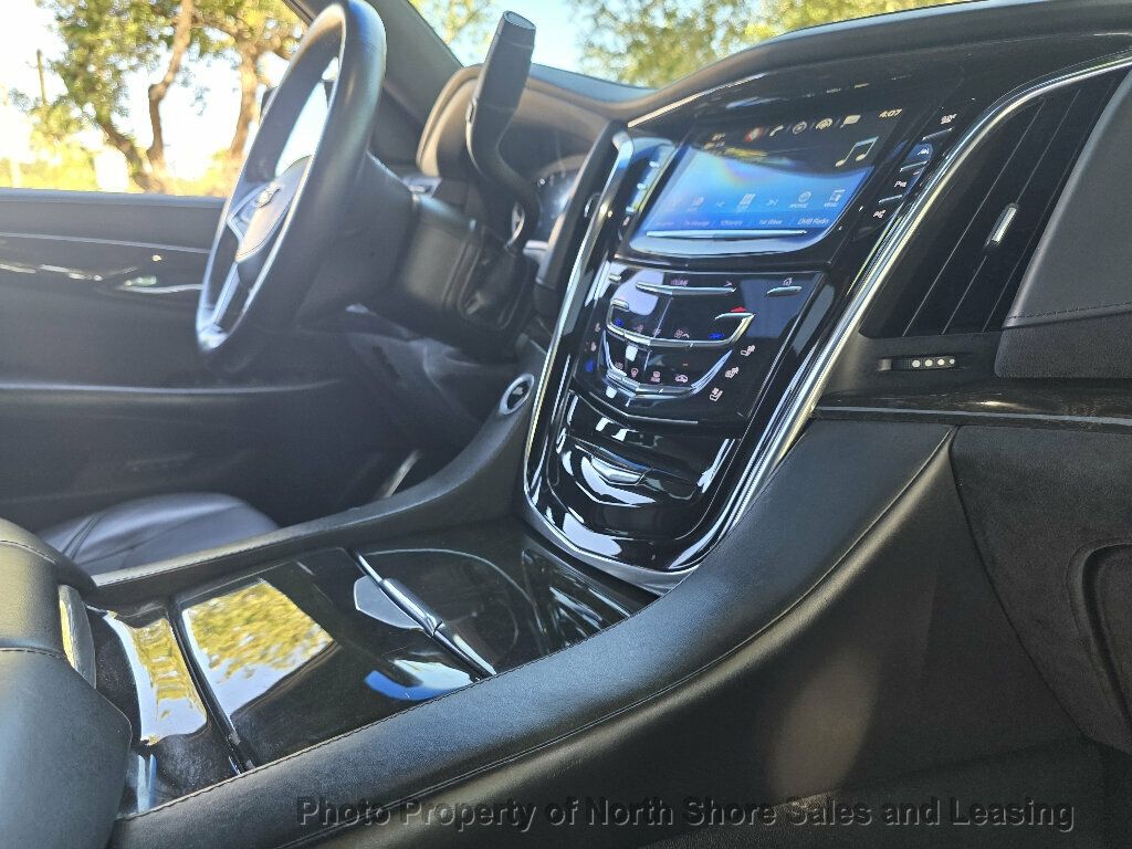 2017 Cadillac Escalade One Owner - 23091358 - 39
