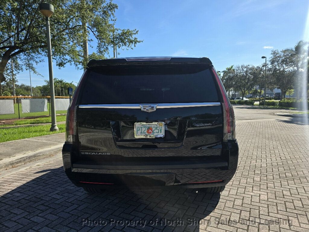 2017 Cadillac Escalade One Owner - 23091358 - 8