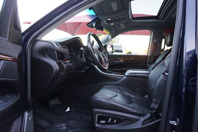 2017 Cadillac Escalade PREMIUM LUXUXRY, 4X4, PREMIUM WHEELS, MOON ROOF, 3RD ROW SEATING - 23100112 - 18