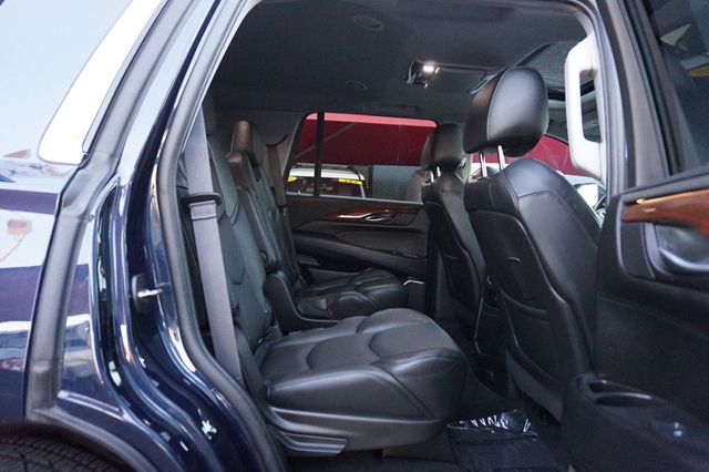 2017 Cadillac Escalade PREMIUM LUXUXRY, 4X4, PREMIUM WHEELS, MOON ROOF, 3RD ROW SEATING - 23100112 - 21