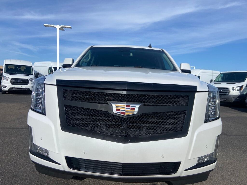 2017 Cadillac Escalade ESV Luxury photo 9