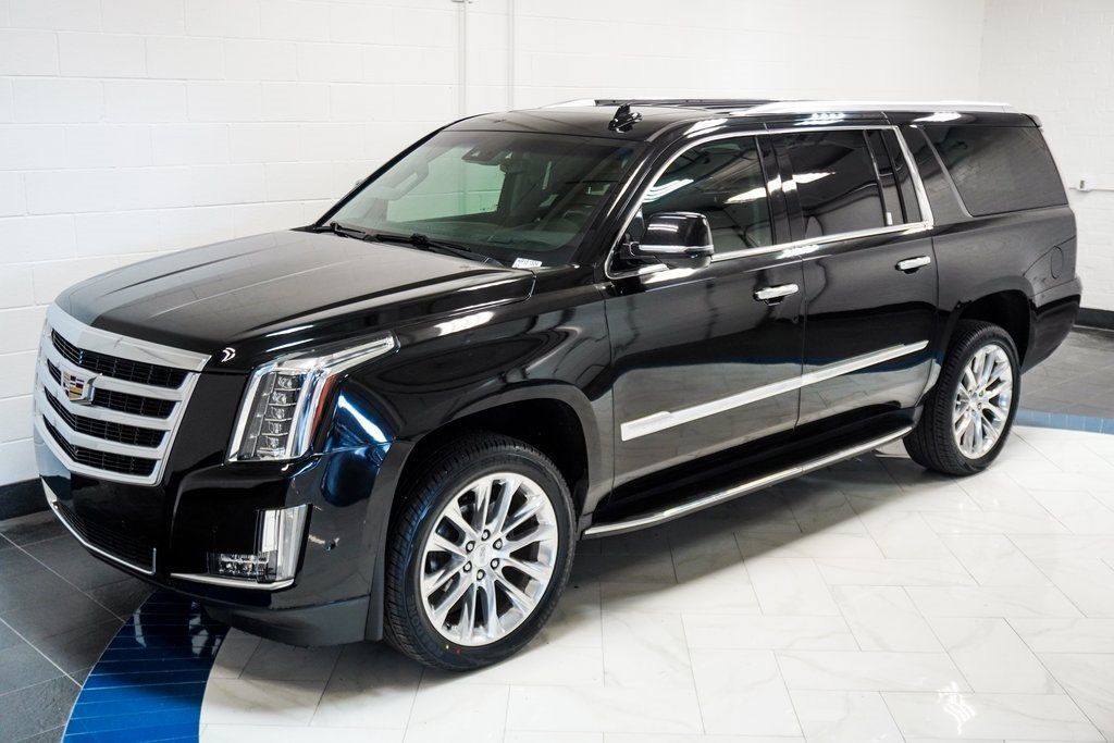 2017 Cadillac Escalade ESV Luxury photo 14
