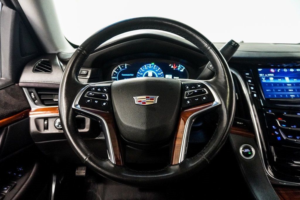2017 Cadillac Escalade ESV Luxury photo 26